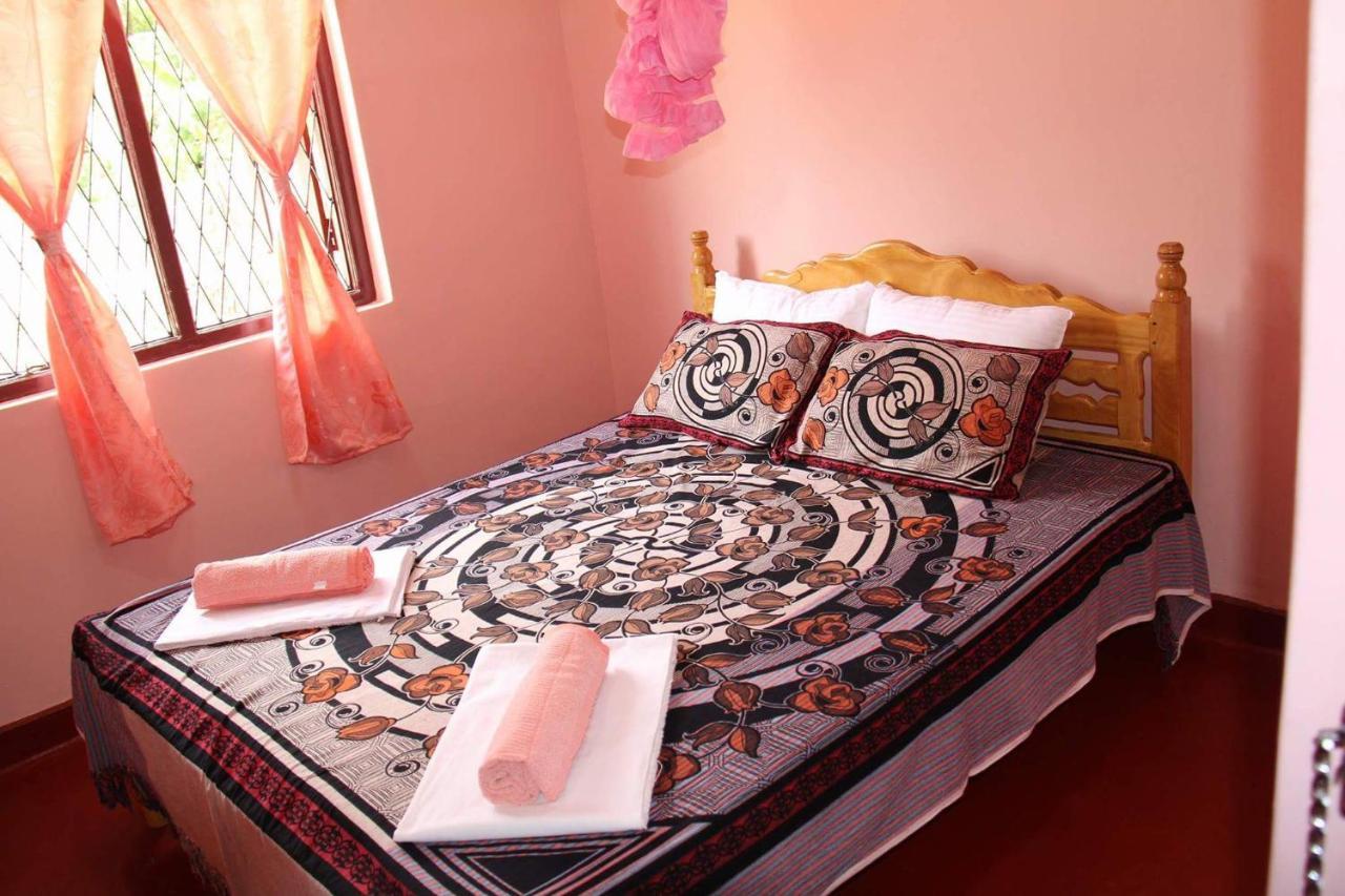 Batti Relax Point Villa & Rooms Batticaloa Eksteriør billede