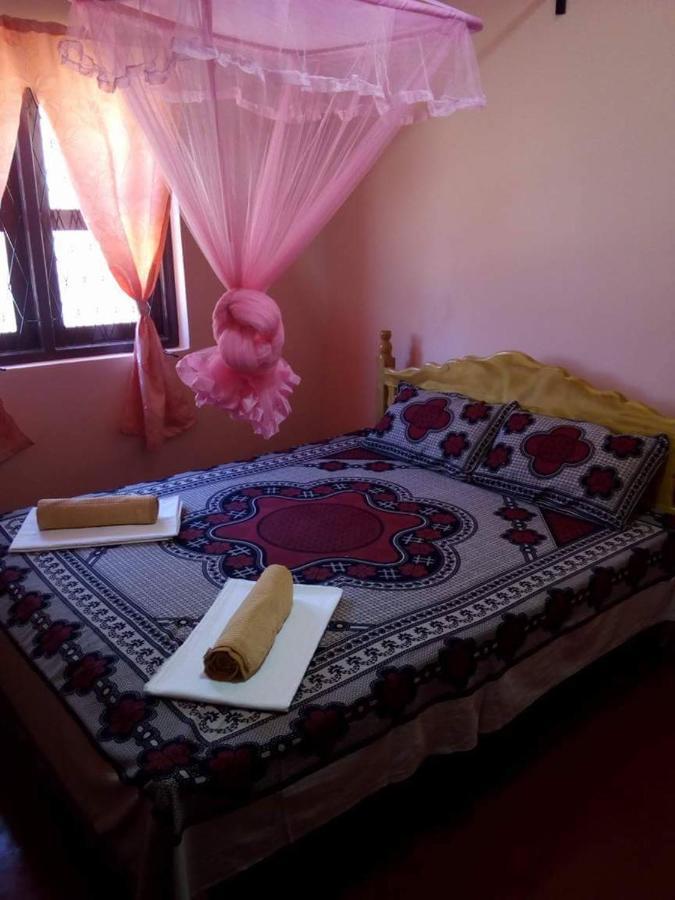 Batti Relax Point Villa & Rooms Batticaloa Eksteriør billede