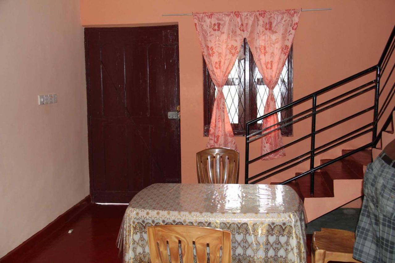 Batti Relax Point Villa & Rooms Batticaloa Eksteriør billede